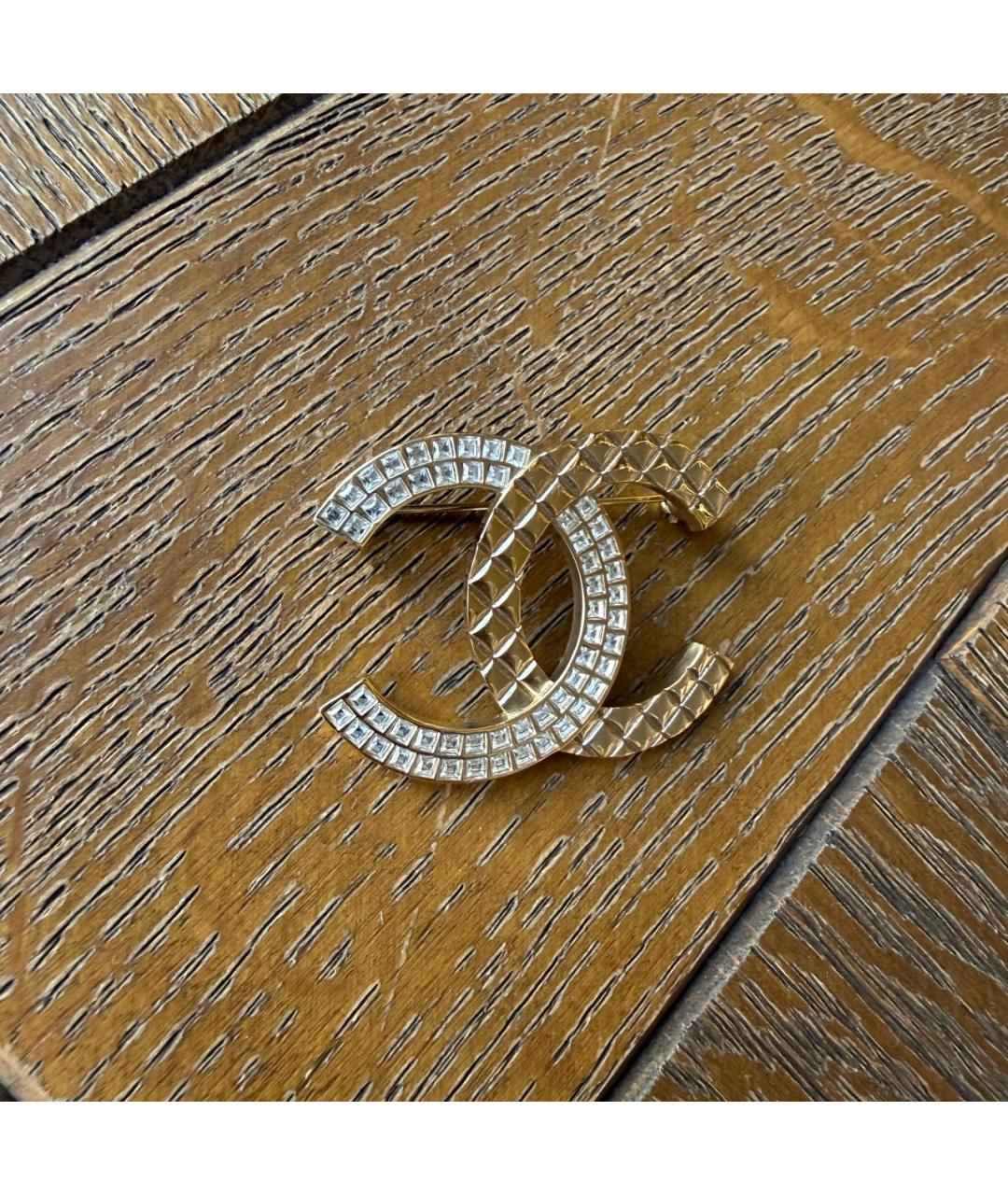 CHANEL Золотая металлическая булавка / брошь, фото 5