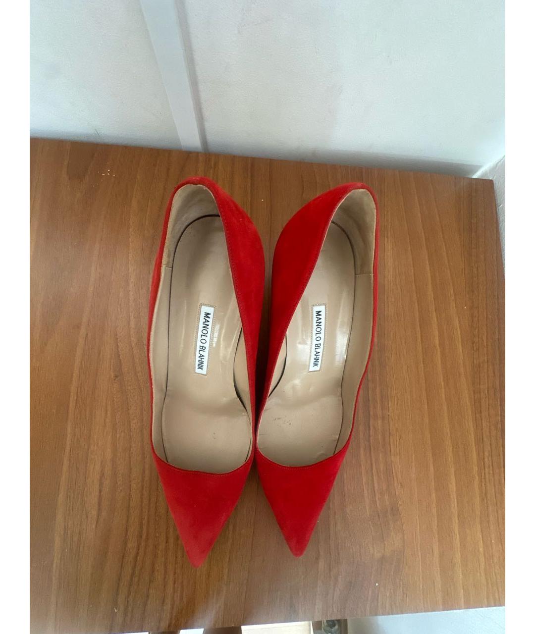 MANOLO BLAHNIK Красные замшевые туфли, фото 2