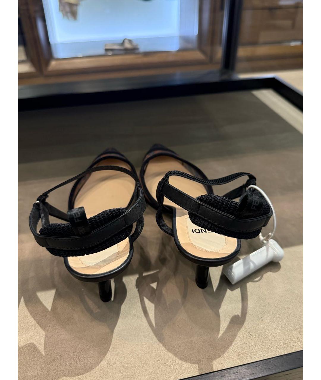 FENDI Черные кожаные босоножки, фото 4