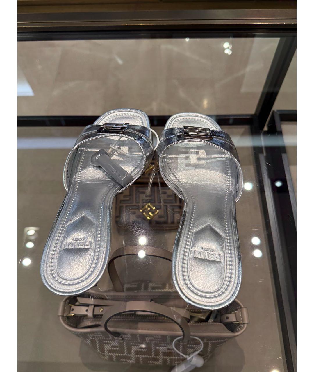 FENDI Серебряные кожаные мюли, фото 3