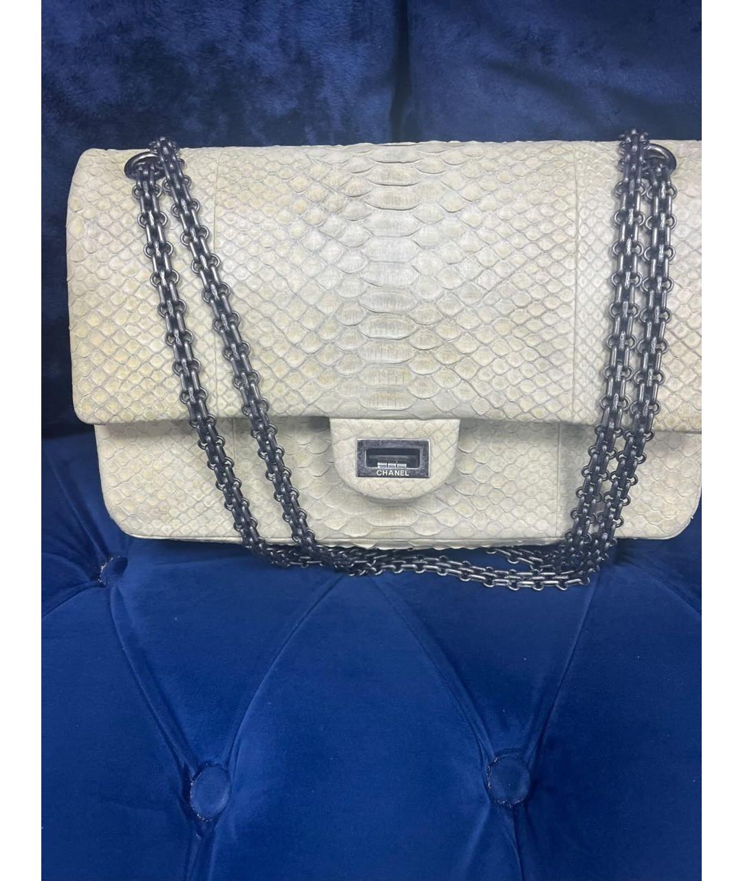 CHANEL Бежевая сумка через плечо из экзотической кожи, фото 2