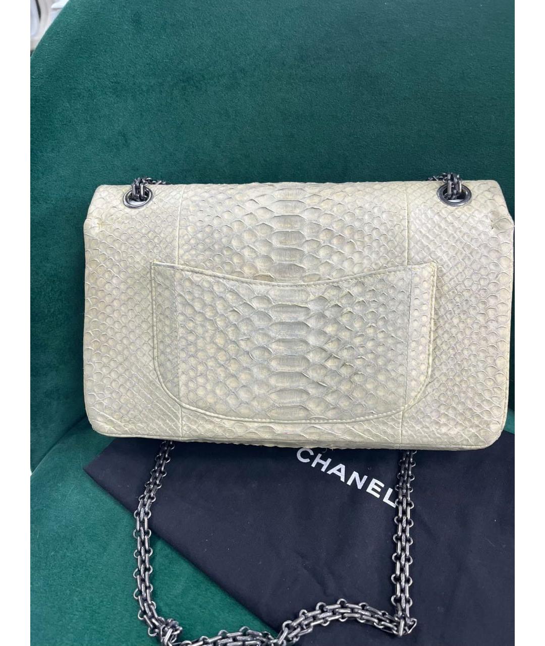 CHANEL Бежевая сумка через плечо из экзотической кожи, фото 3