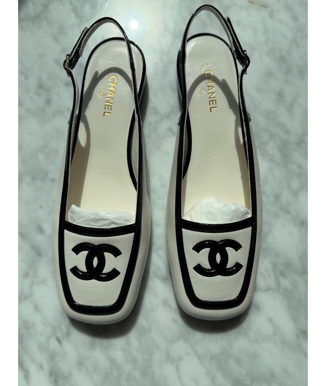 CHANEL Белые кожаные балетки, фото 3