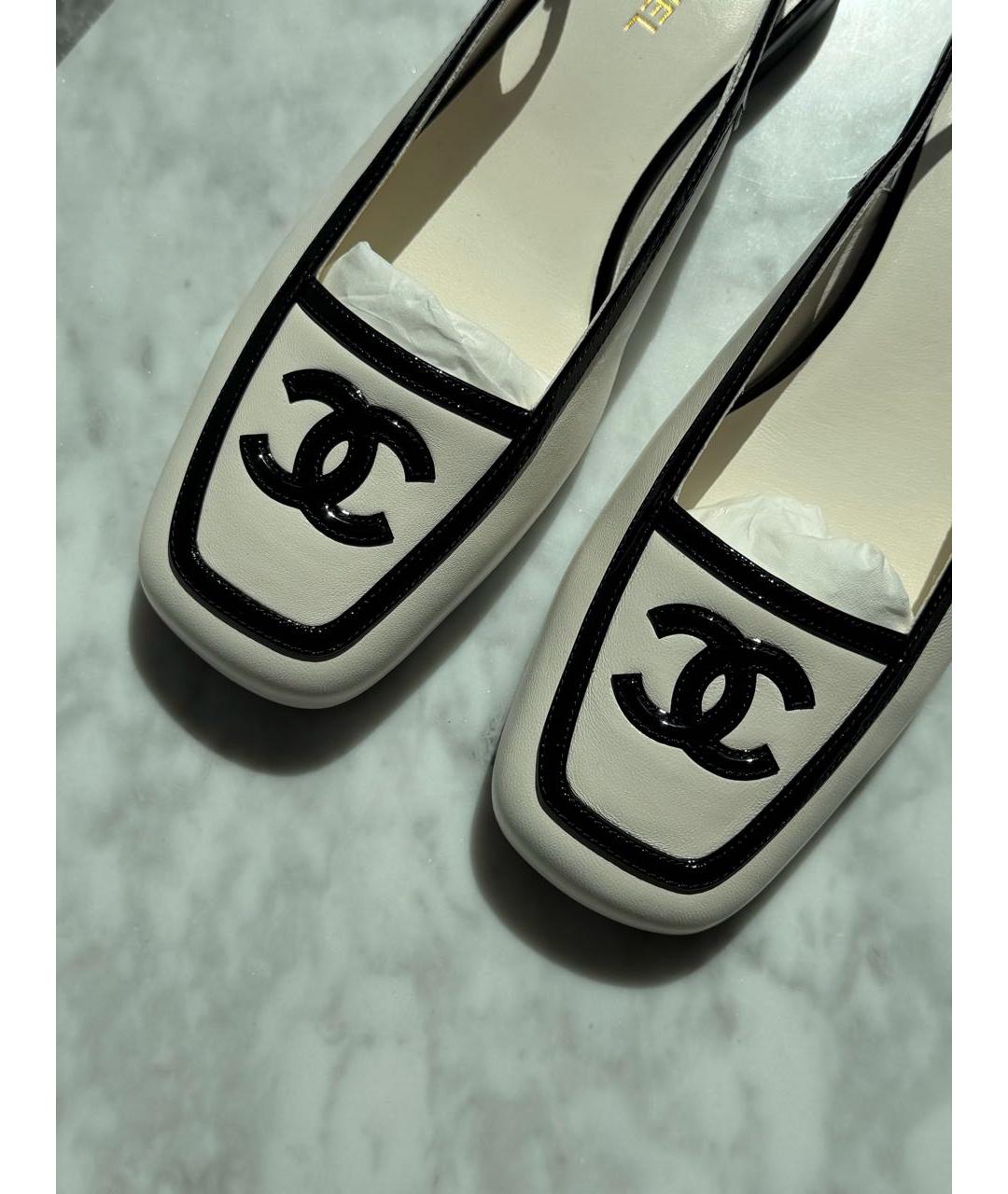 CHANEL Белые кожаные балетки, фото 4