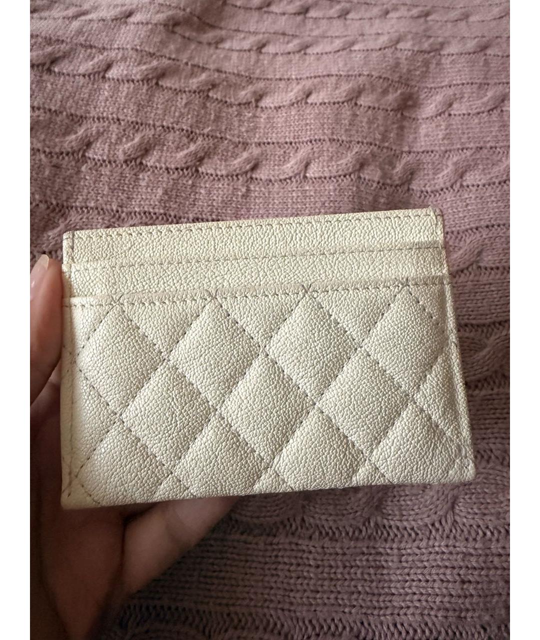 CHANEL Белый кожаный кардхолдер, фото 2