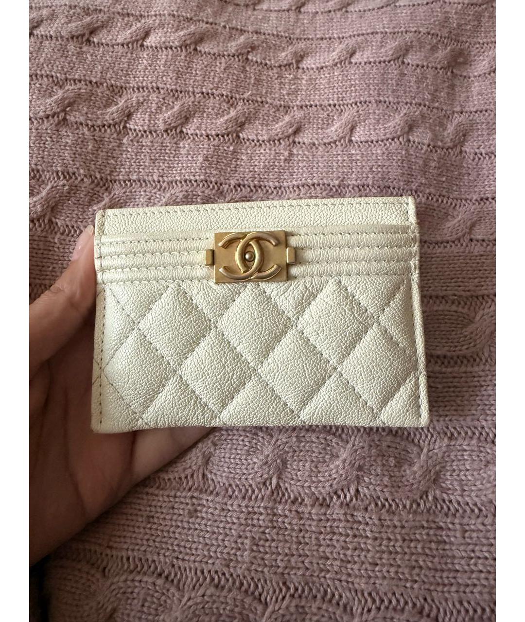 CHANEL Белый кожаный кардхолдер, фото 8