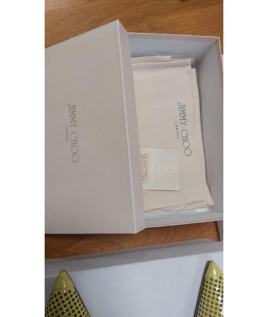 JIMMY CHOO Желтые туфли из лакированной кожи, фото 5