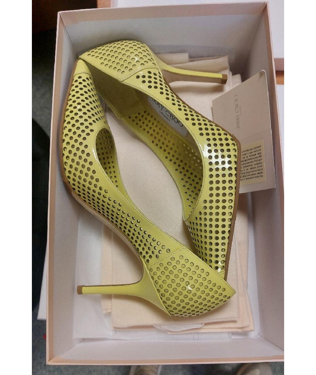 JIMMY CHOO Желтые туфли из лакированной кожи, фото 9