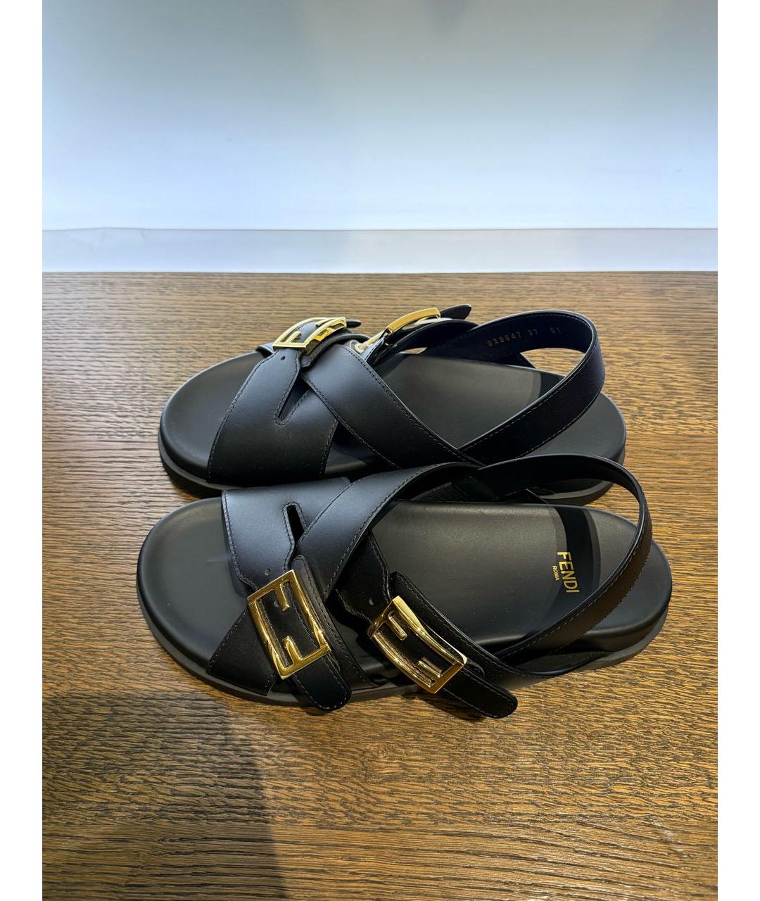 FENDI Черные кожаные сандалии, фото 3