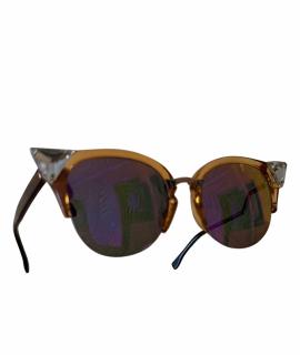 FENDI Солнцезащитные очки