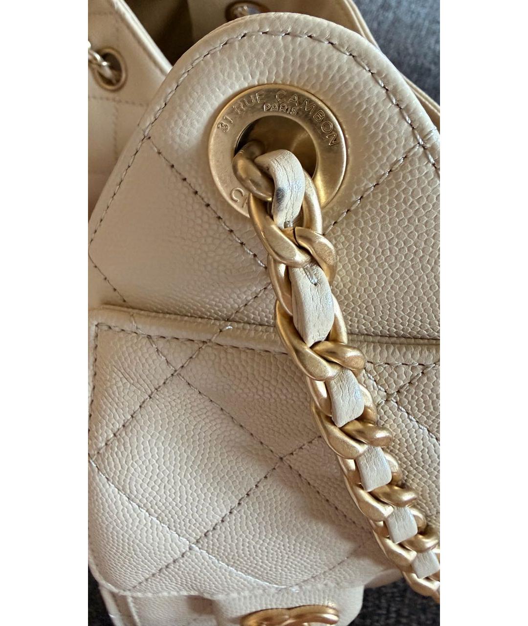 CHANEL Бежевая кожаная сумка через плечо, фото 4