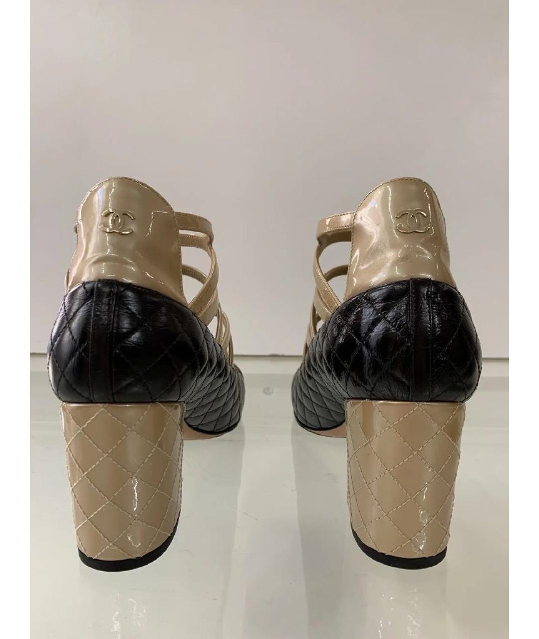 CHANEL Черные туфли из лакированной кожи, фото 4