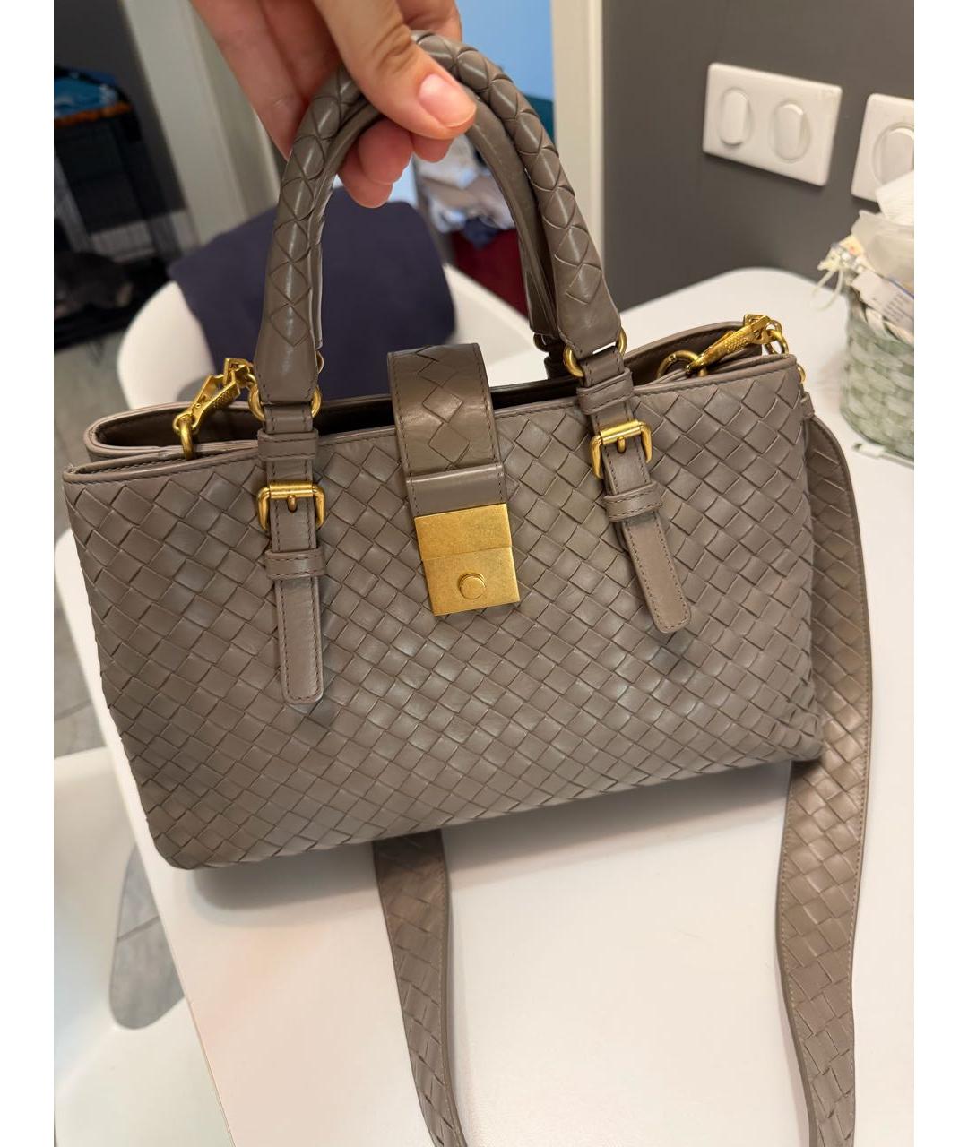 BOTTEGA VENETA Бежевая кожаная сумка с короткими ручками, фото 7