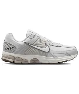 NIKE Кроссовки