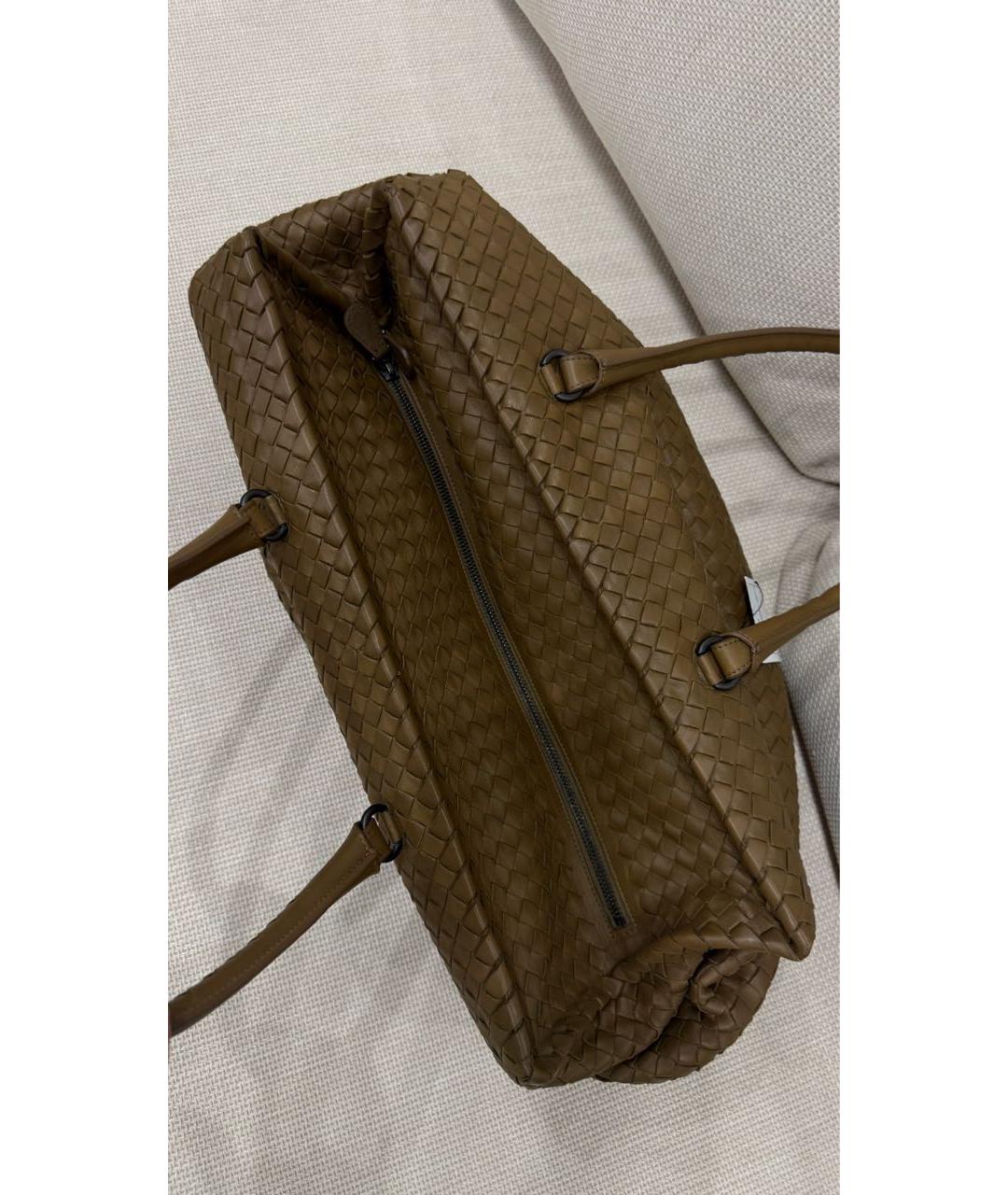 BOTTEGA VENETA Коричневая кожаная сумка с короткими ручками, фото 2