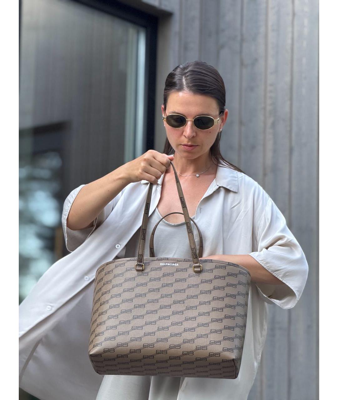 BALENCIAGA Бежевая сумка с короткими ручками из искусственной кожи, фото 6