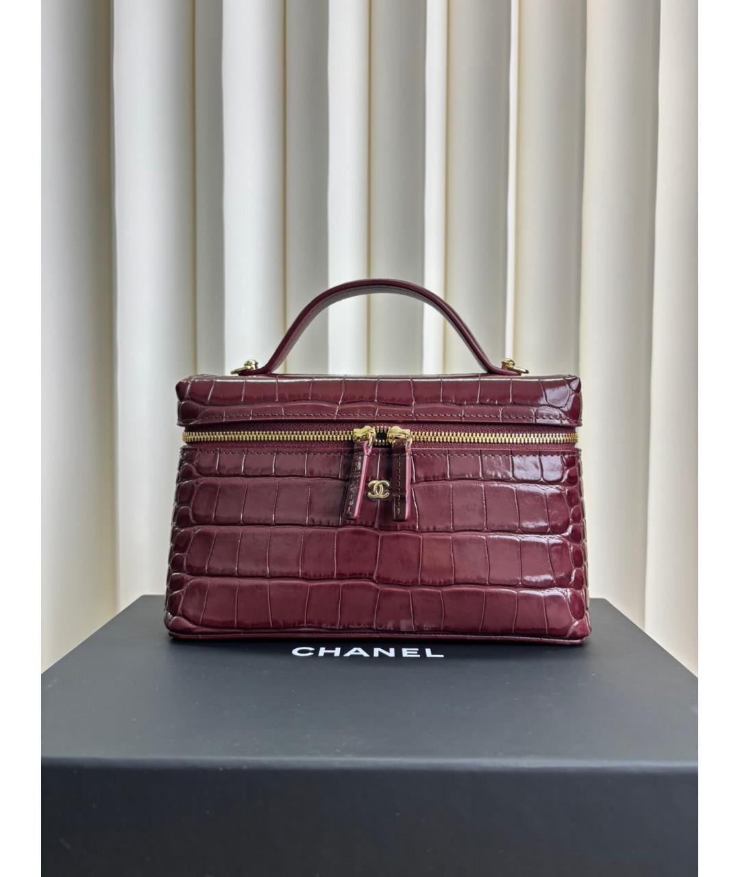 CHANEL Красная кожаная сумка с короткими ручками, фото 7