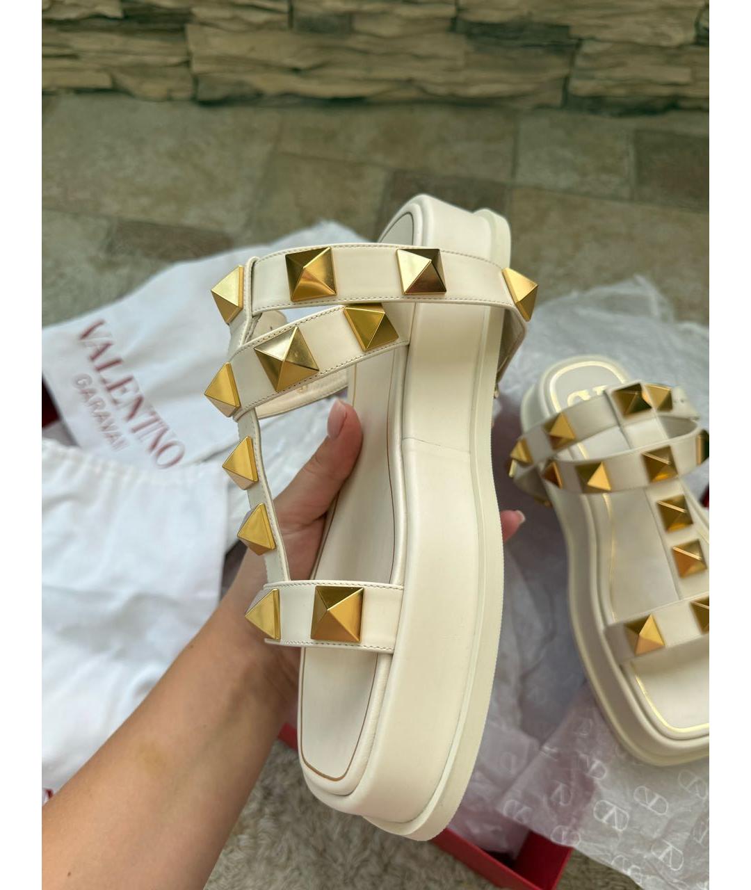 VALENTINO Белые кожаные босоножки, фото 5