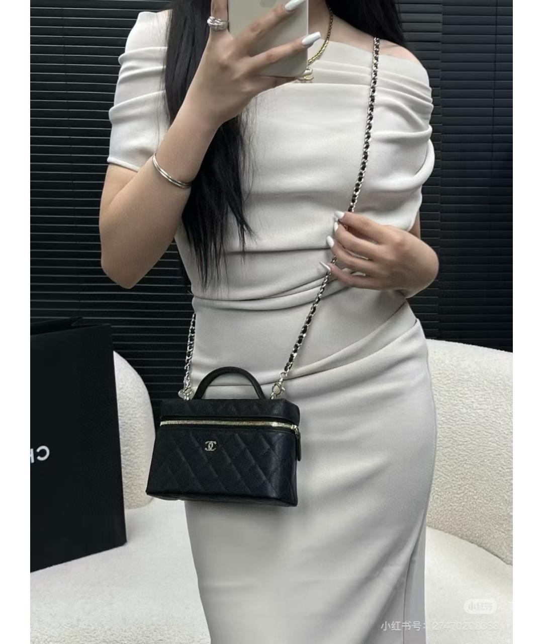 CHANEL Черная кожаная сумка с короткими ручками, фото 6