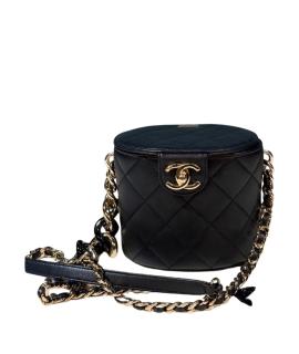 CHANEL Сумка через плечо