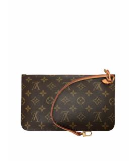LOUIS VUITTON Косметичка