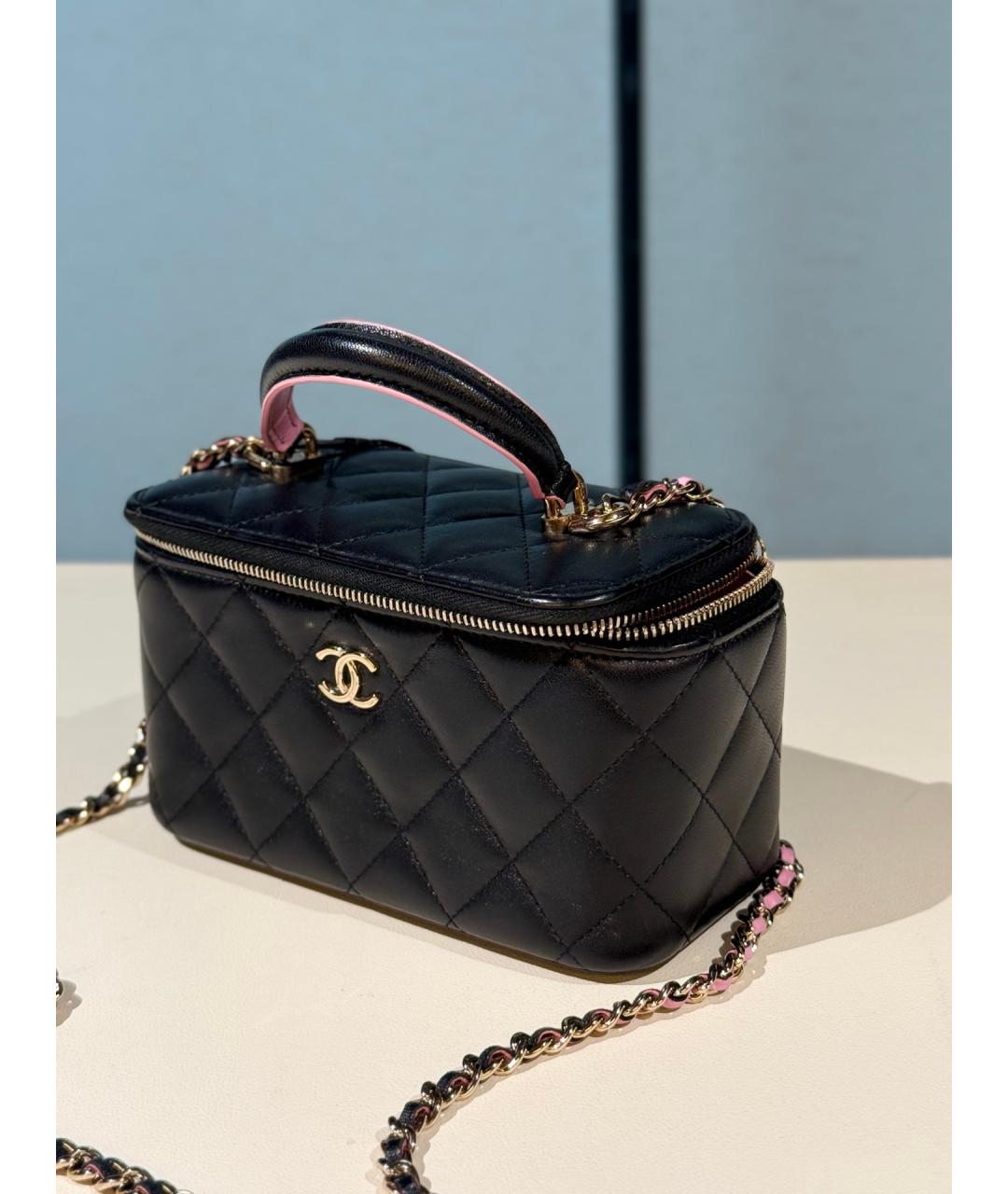 CHANEL Черная кожаная сумка с короткими ручками, фото 2