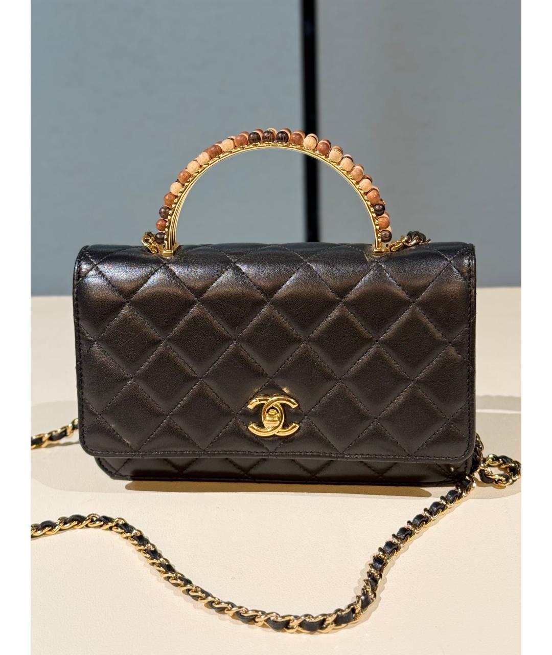 CHANEL Черная кожаная сумка с короткими ручками, фото 8