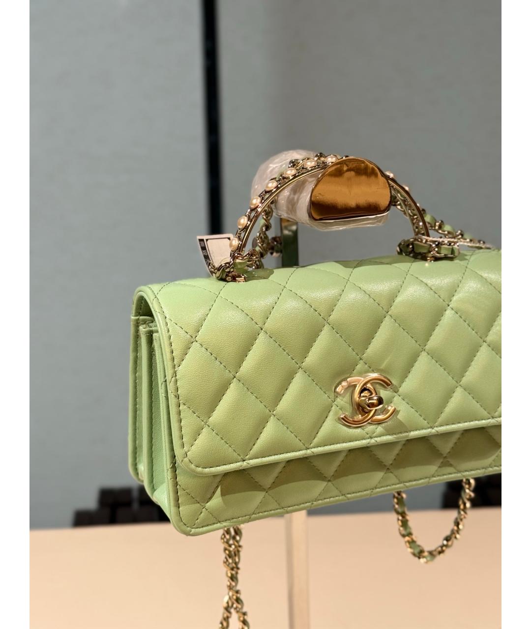 CHANEL Салатовая кожаная сумка через плечо, фото 3