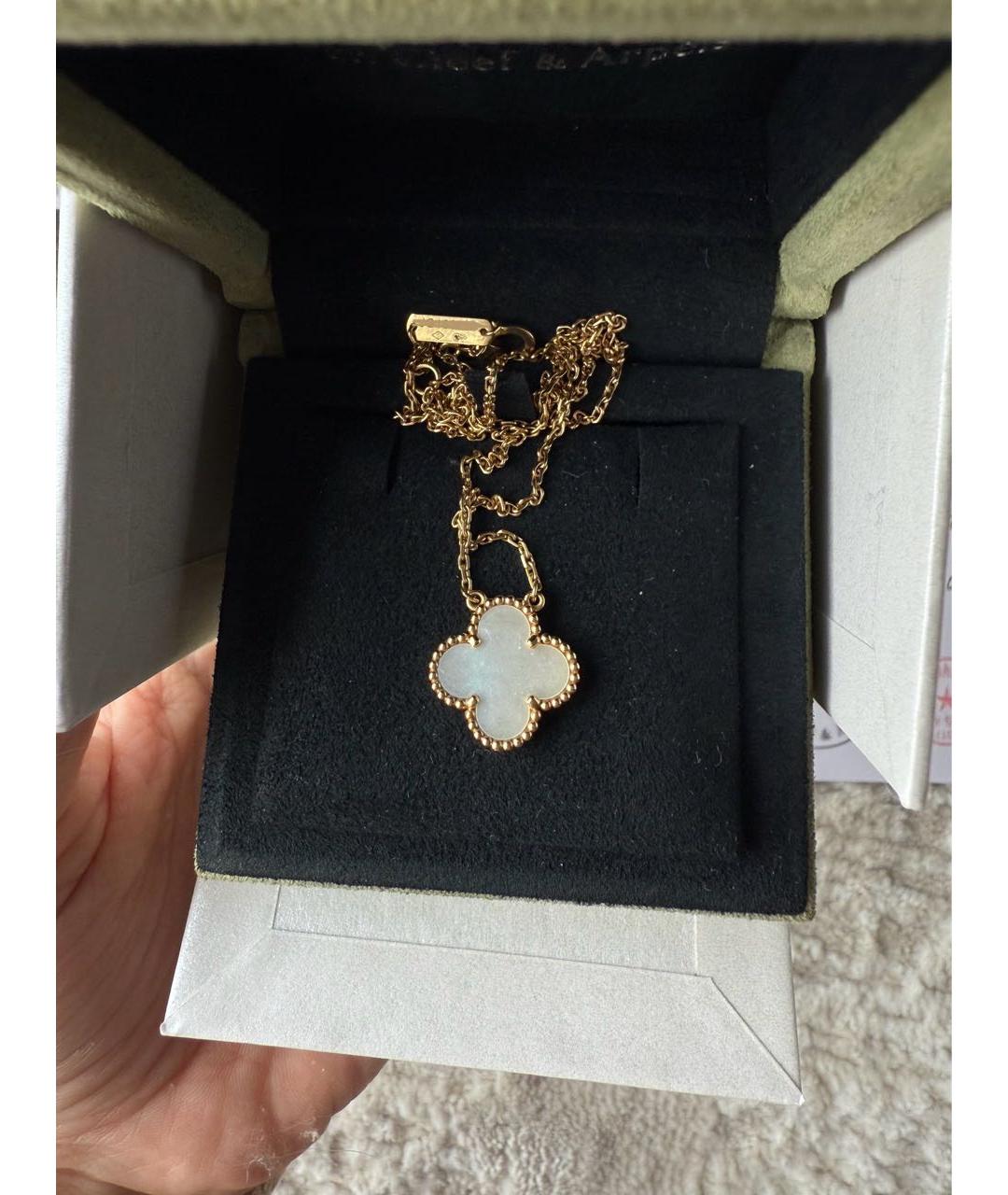 VAN CLEEF & ARPELS Белый кулон из желтого золота, фото 6