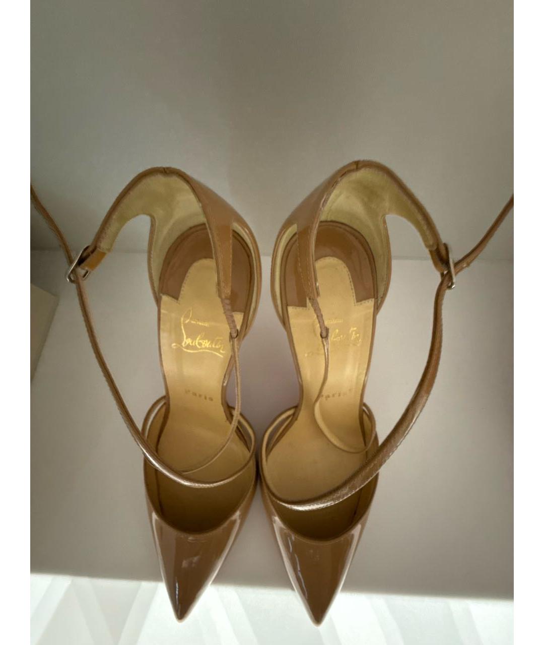 CHRISTIAN LOUBOUTIN Бежевые туфли из лакированной кожи, фото 3
