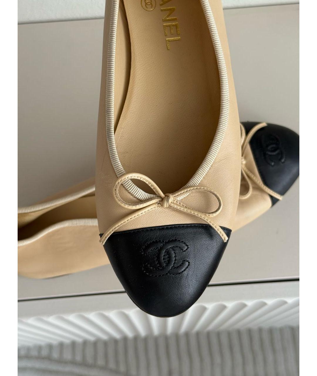 CHANEL Бежевые кожаные балетки, фото 4