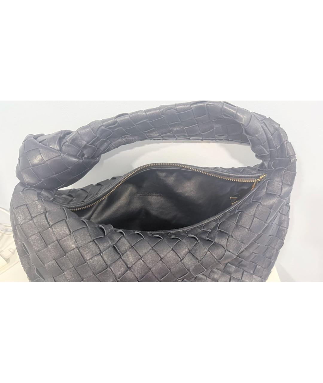 BOTTEGA VENETA Темно-синяя кожаная сумка с короткими ручками, фото 3