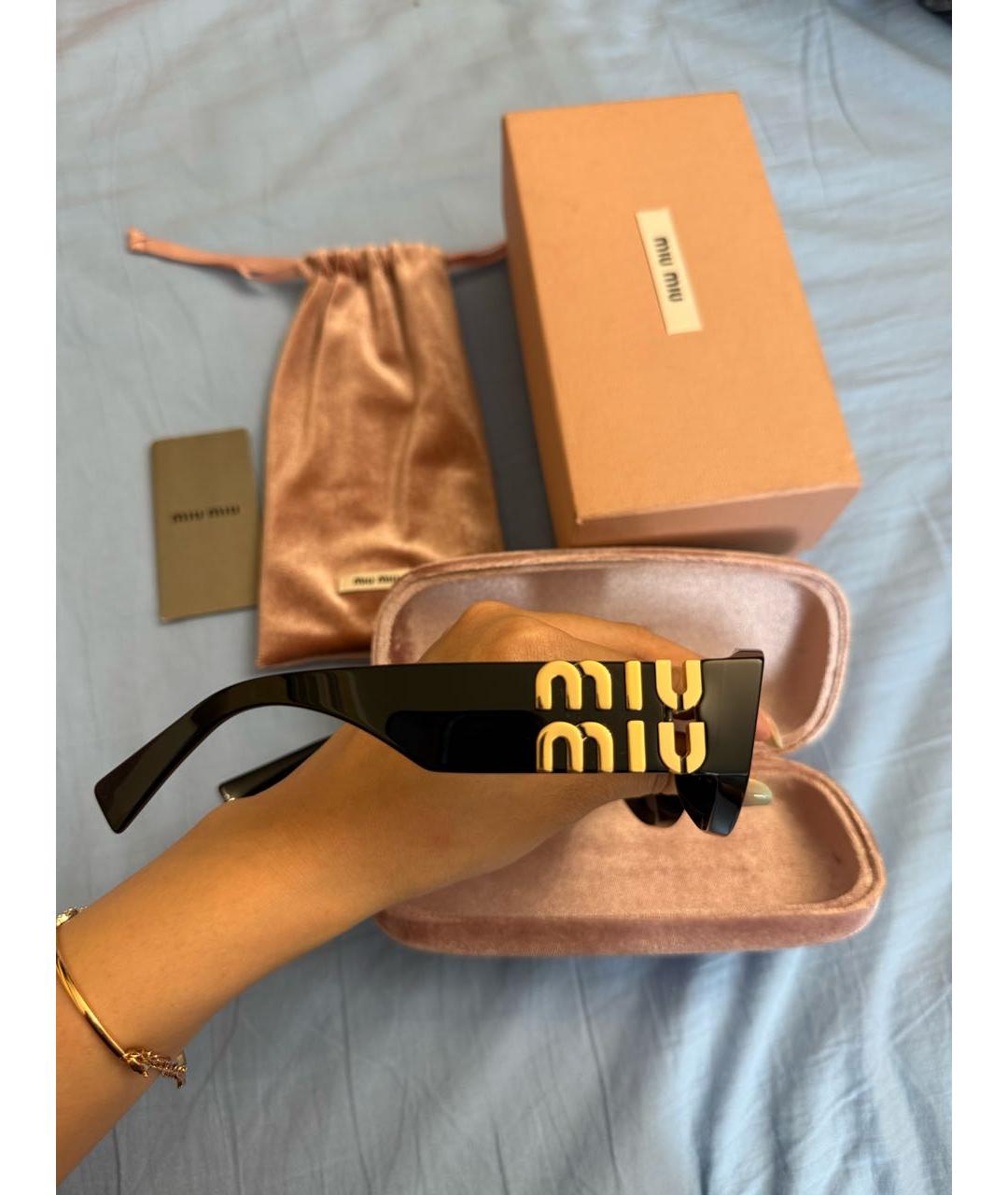 MIU MIU Черные пластиковые солнцезащитные очки, фото 5