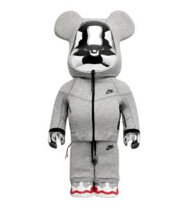 BEARBRICK Скульптура