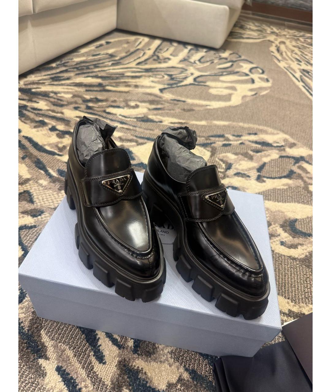 PRADA Черные лоферы из лакированной кожи, фото 3