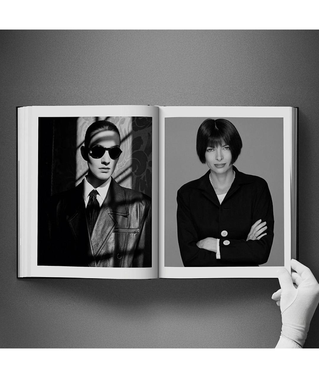 TASCHEN Черная книга, фото 4