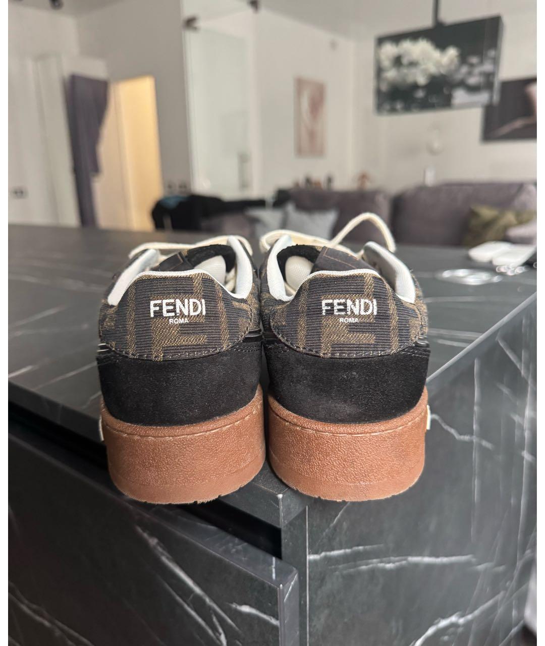 FENDI Коричневые замшевые кеды, фото 4