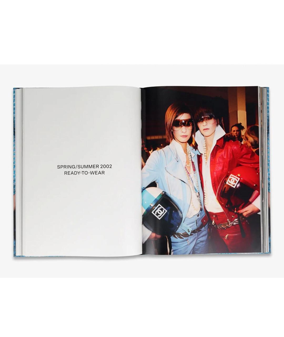 THAMES & HUDSON Голубая книга, фото 3
