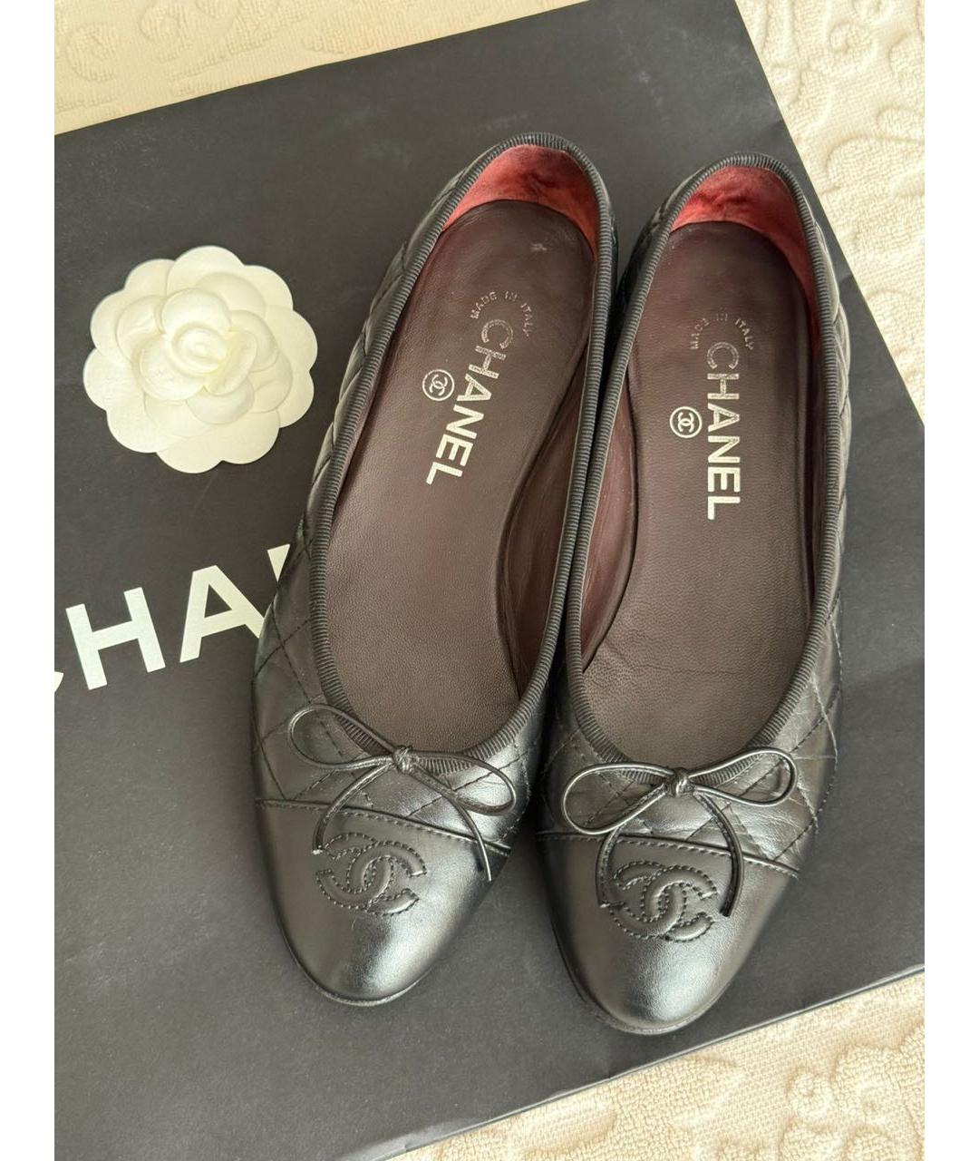 CHANEL Черные кожаные балетки, фото 6