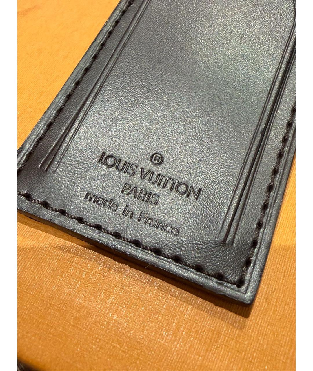 LOUIS VUITTON Коричневый брелок, фото 4