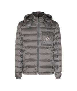 MONCLER Пуховик
