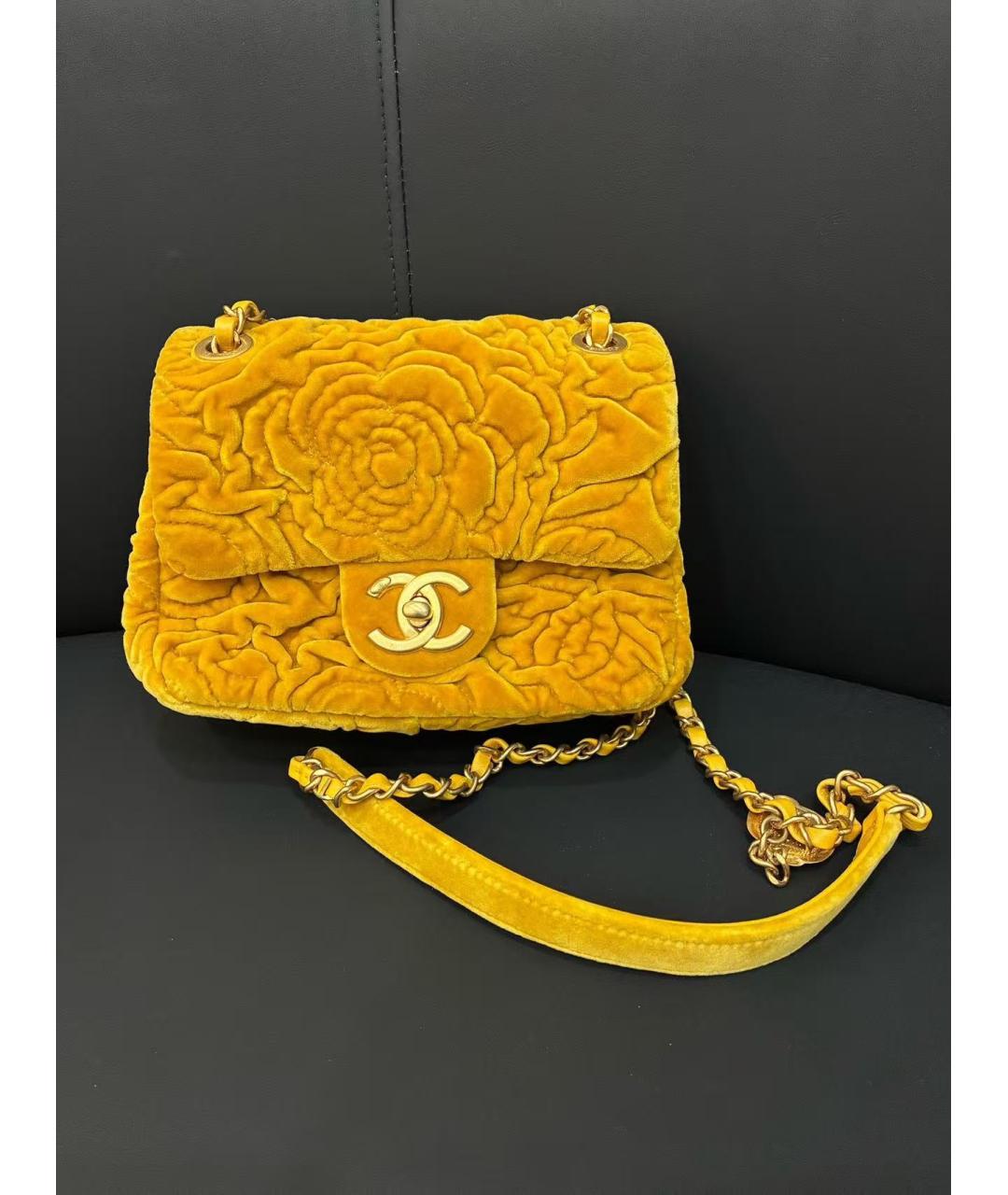 CHANEL Желтая бархатная сумка через плечо, фото 2