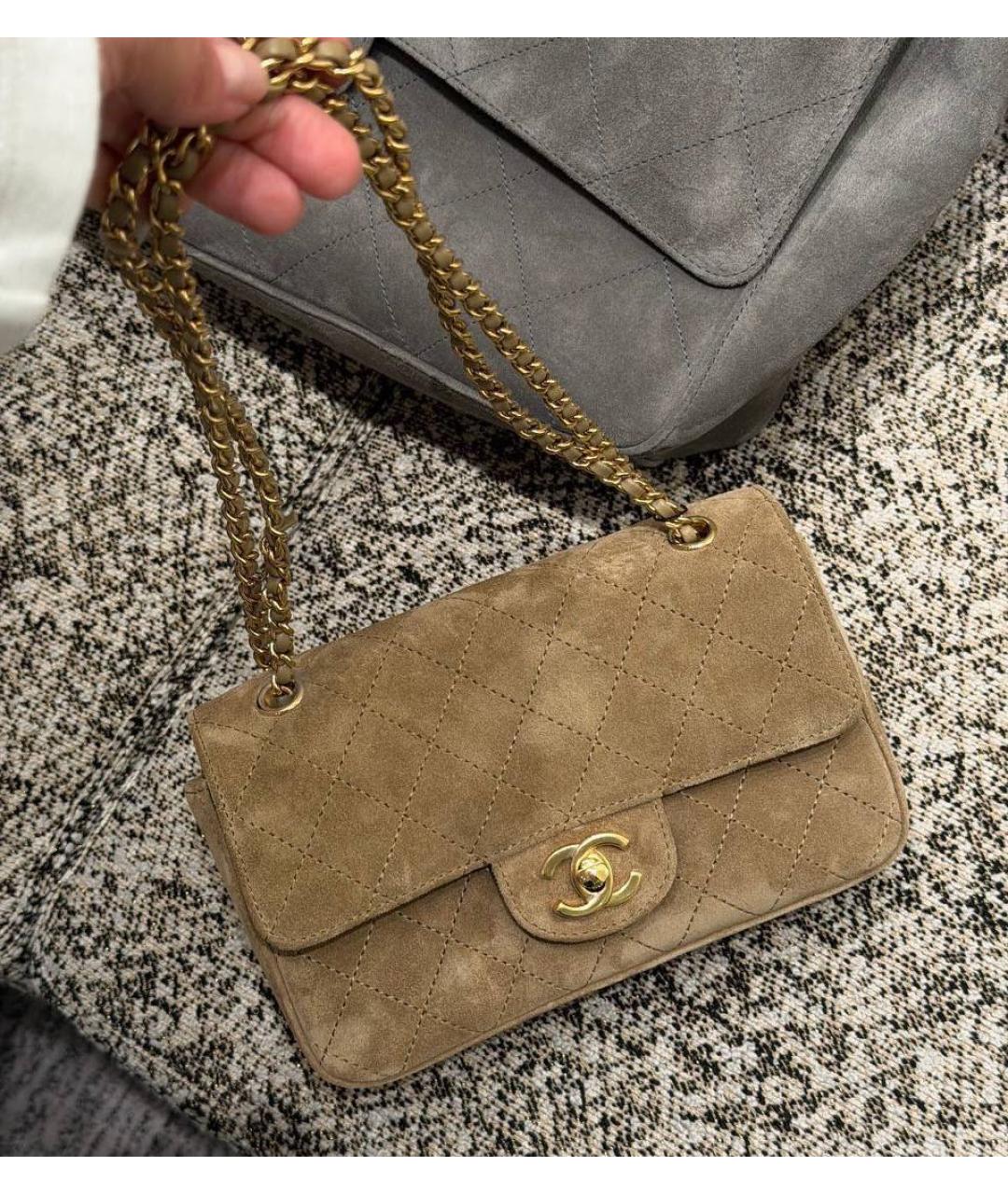 CHANEL Бежевая замшевая сумка через плечо, фото 5