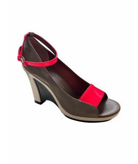 MARC BY MARC JACOBS Босоножки