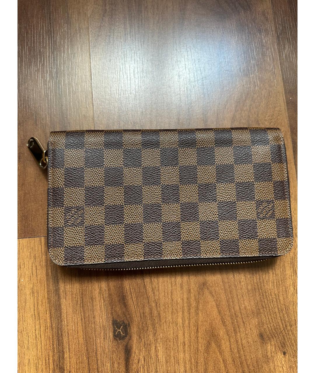 LOUIS VUITTON Коричневый кошелек, фото 10