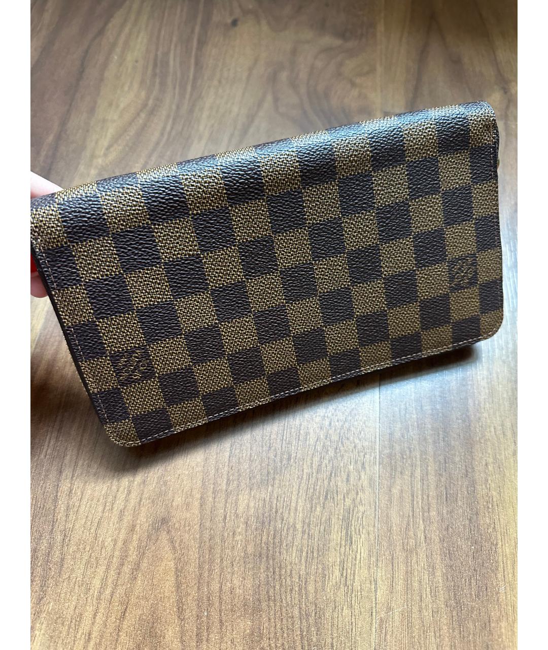 LOUIS VUITTON Коричневый кошелек, фото 3