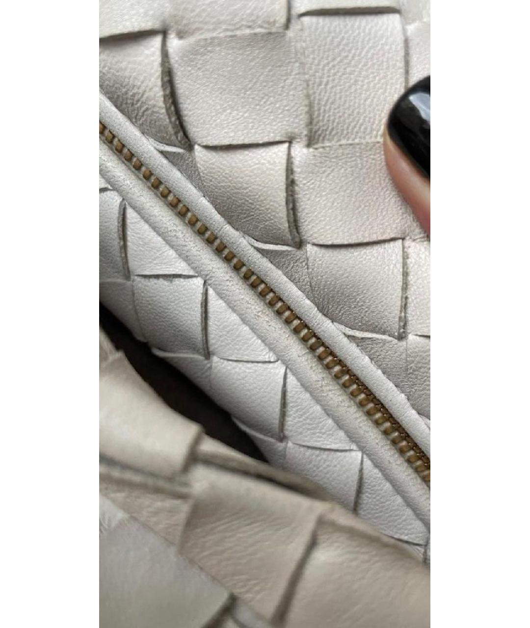BOTTEGA VENETA Белая кожаная сумка с короткими ручками, фото 6