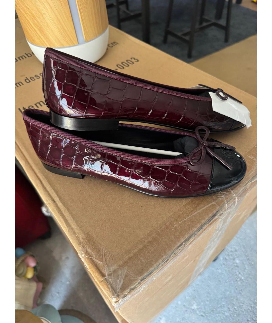 CHANEL Бордовые кожаные балетки, фото 2