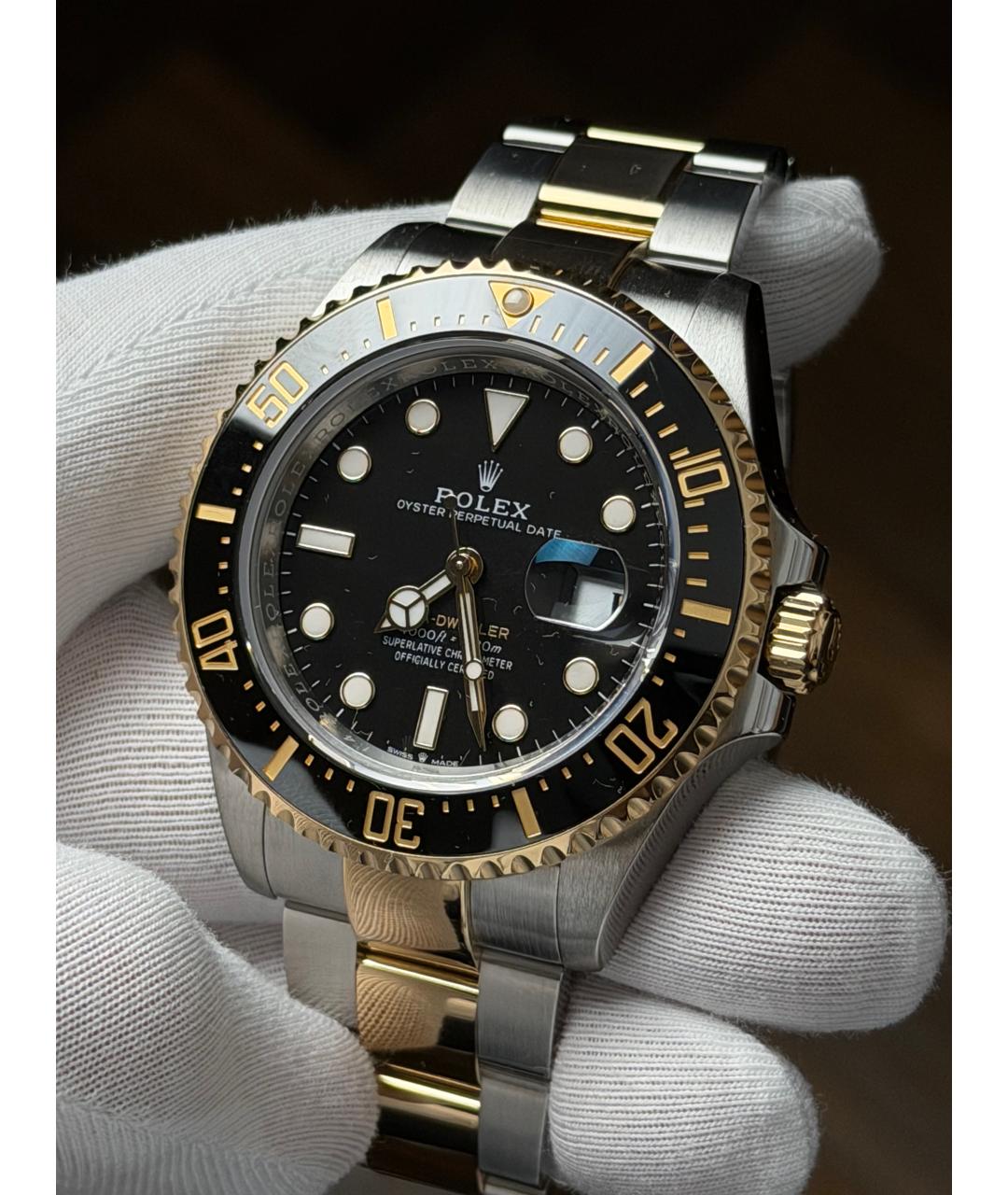 ROLEX Черные часы из желтого золота, фото 3