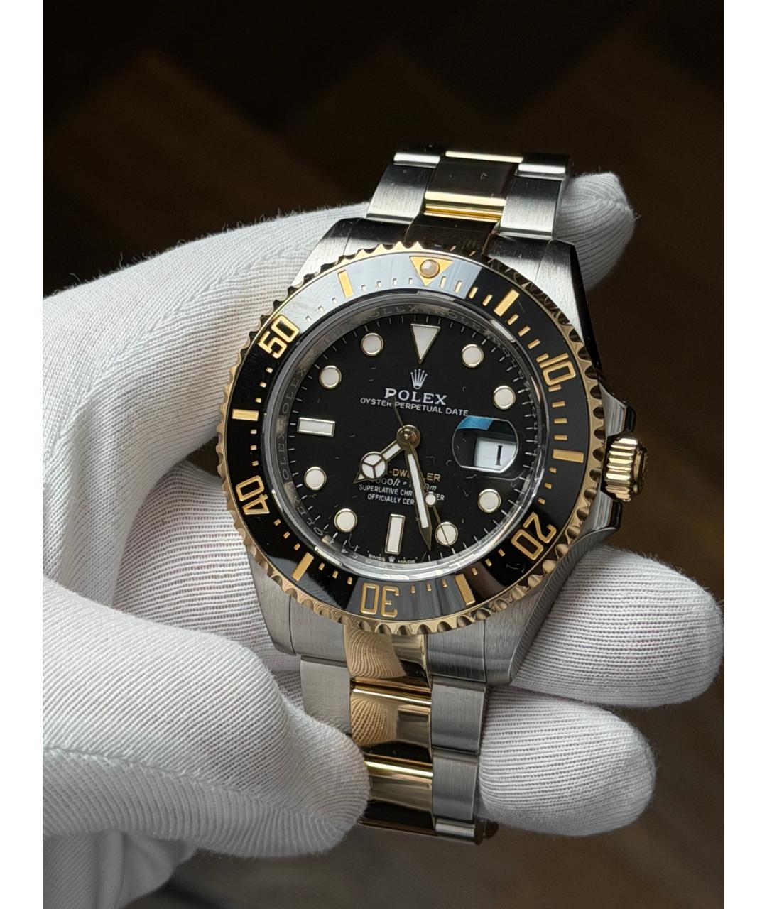 ROLEX Черные часы из желтого золота, фото 2